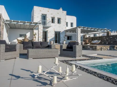 Luxury Hotel Beach Front Panoramic View, 16 bedrooms in Paros