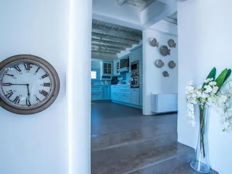 Luxury Hotel Beach Front Panoramic View, 16 bedrooms in Paros best for sale For Super Rich