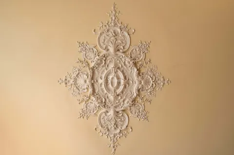 Century Apartment Palácio Mello Historic 1789, 5 bedrooms in Lisbon price for sale For Super Rich