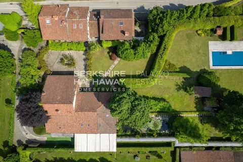 Renovated House Swimming pool and SPA, 14 bedrooms in Oleggio - Lake Maggiore IPI1748 for sale For Super Rich