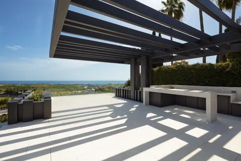 Architectural House Breathtaking views Mediterranean Sea & Golf Saltwater pool, 12 bedrooms in Los Flamingos - Marbella exclusive for sale For Super Rich