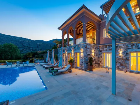 Premium Villa Panoramic View, 3-minute walk from the private beach, 6 bedrooms in Crete image for sale For Super Rich