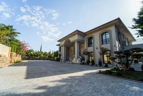 Elegant Villa Sierra Blanca Turkish bath, 6 bedrooms in Golden Mile - Marbella price for sale For Super Rich