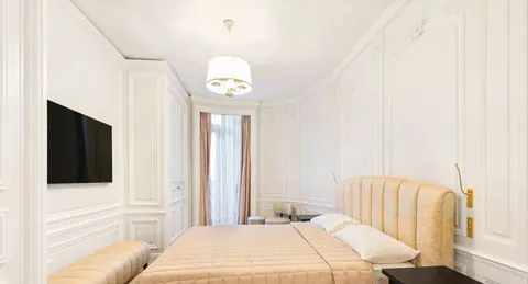 Luxury Apartment Panoramic View 5-minute walk from the Champs-Élysées, 4 bedrooms in Paris luxury for sale For Super Rich