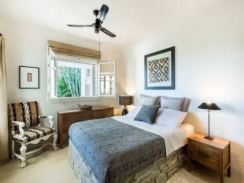 Premium Villa Beach Front Sea View, 6 bedrooms in Kea top for sale For Super Rich Premium Villa Beach Front Sea View, 6 bedrooms in Kea top for sale For Super Rich