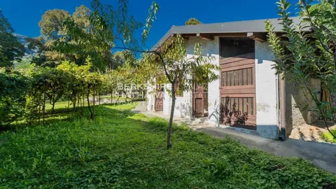Elegant Villa Panoramic View swimming pool and jacuzzi, 8 bedrooms in Como Classified ads for sale For Super Rich