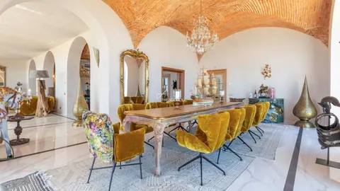 ONE-OF-THE-KIND Villa Beach Front Panoramic View, 7 bedrooms in Lagos value for sale For Super Rich