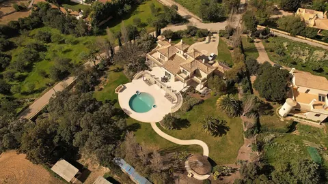 Luxury Villa Panoramic View Cinema, 4 bedrooms in Loulé value for sale For Super Rich