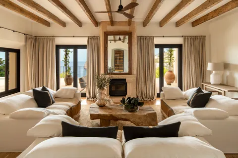 Finca style Villa Panoramic View, Mediterranean garden, 6 bedrooms in Mallorca value for sale For Super Rich