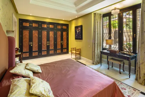 Luxury Villa Andalucia in gated community Home cinema, pool, several bedrooms in Marbella Classified ads for sale For Super Rich