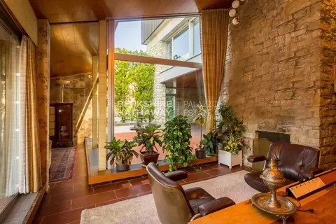 Elegant Villa Mountain View Lake View, 7 bedrooms in Campione d'Italia price for sale For Super Rich