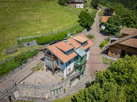 Luxury Ranch/Farm Panoramic View Mountain View, 8 bedrooms in Ritten South Tyrol Used for sale For Super Rich