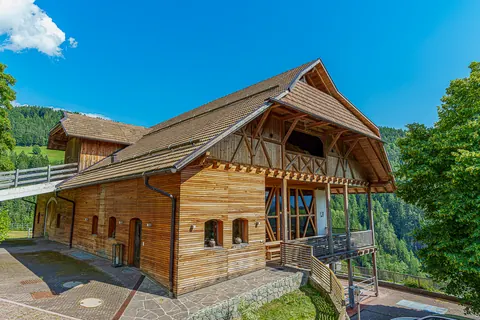 Luxury Ranch/Farm Panoramic View Mountain View, 8 bedrooms in Ritten South Tyrol search for sale For Super Rich