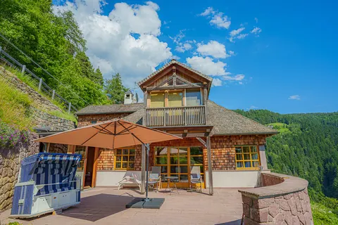 Luxury Ranch/Farm Panoramic View Mountain View, 8 bedrooms in Ritten South Tyrol best for sale For Super Rich