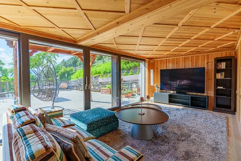 Luxury Ranch/Farm Panoramic View Mountain View, 8 bedrooms in Ritten South Tyrol price for sale For Super Rich