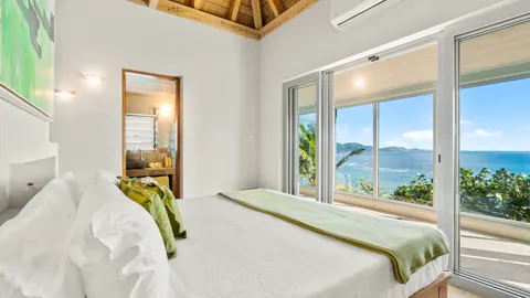 Traditional Villa Red Rock  Panoramic Caribbean Ocean & Mountain views, 3 bedrooms in Virgin Gorda luxury for sale For Super Rich