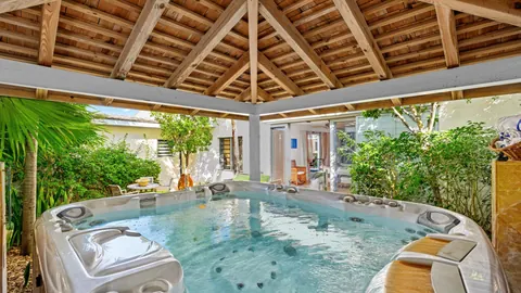 Traditional Villa Red Rock  Panoramic Caribbean Ocean & Mountain views, 3 bedrooms in Virgin Gorda image for sale For Super Rich