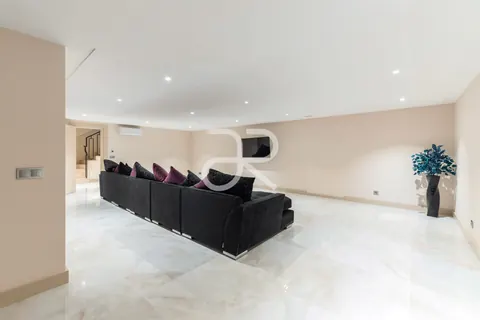 Luxury Villa Panoramic View, 7 bedrooms in Quinta do Lago luxury for sale For Super Rich