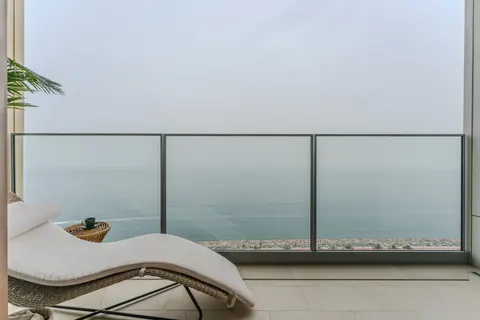 Luxury Apartment The Royal Atlantis, 14th floor fully furnished apartment with sea views, 2 bedrooms in Dubai best for sale For Super Rich