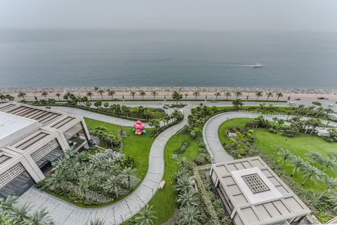 Luxury Apartment The Royal Atlantis, 14th floor fully furnished apartment with sea views, 2 bedrooms in Dubai New for sale For Super Rich