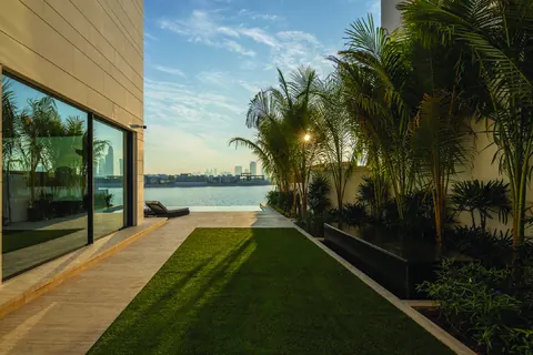 Modern Villa Beach Front Private pool with cabana and BBQ area, 5 bedrooms in Palm Jumeirah - Dubai search for sale For Super Rich