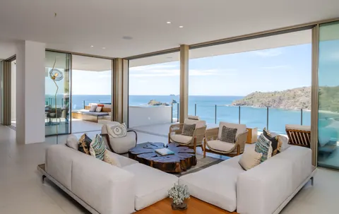 Luxury Villa Panoramic View, 5 bedrooms in Las Catalinas - Guanacaste buy for sale For Super Rich