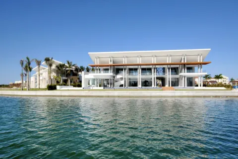 Modern Villa Views of the Marina and the Caribbean Sea swimming pool and jacuzzi, 5 bedrooms in Captura de Pantalla