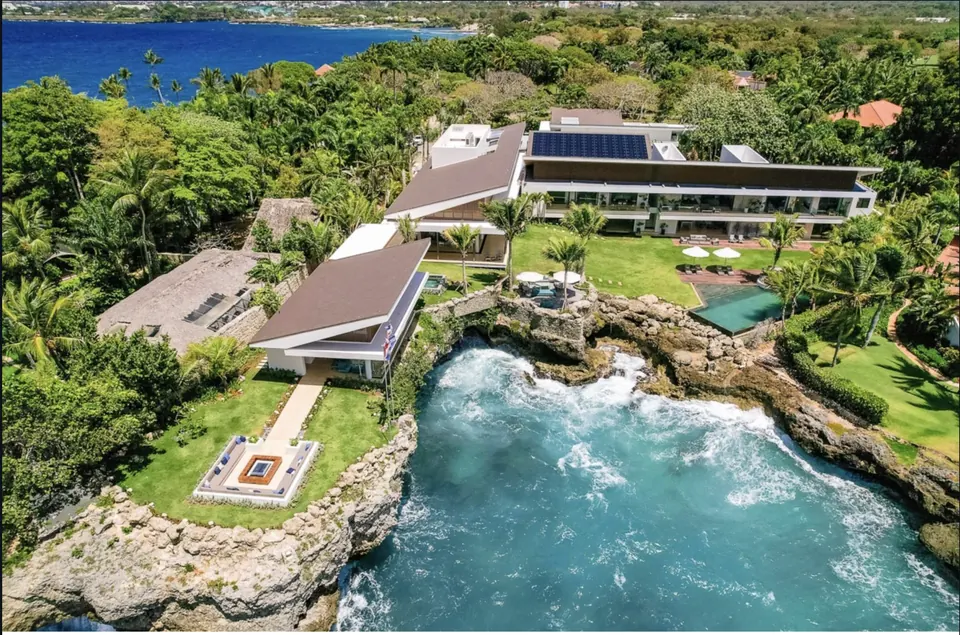 Luxury Villa Beach Front Pool & Gym, 10 bedrooms in Casa de Campo - La Romana for sale For Super Rich Luxury Villa Beach Front Pool & Gym, 10 bedrooms in Casa de Campo - La Romana for sale For Super Rich
