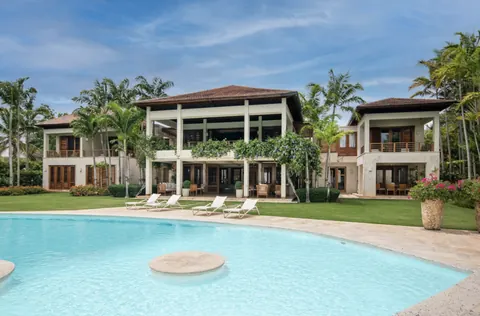 Premium Villa Sea View Gym & Jacuzzi, 7 bedrooms in CASA DE CAMPO - LA ROMANA New for sale For Super Rich