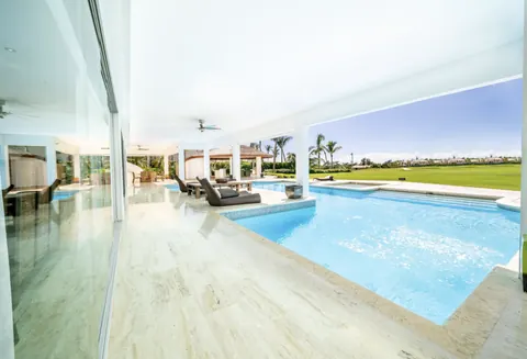Luxury Villa Ocean view Pool & Jacuzzi, 8 bedrooms in CASA DE CAMPO - LA ROMANA buy for sale For Super Rich Luxury Villa Ocean view Pool & Jacuzzi, 8 bedrooms in CASA DE CAMPO - LA ROMANA buy for sale For Super Rich