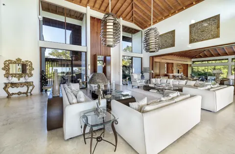 Premium Villa Golf View Country Club Community, 7 bedrooms in CASA DE CAMPO - LA ROMANA available for sale For Super Rich