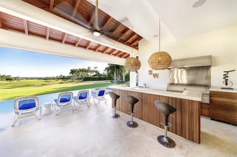 Premium Villa Golf View Country Club Community, 7 bedrooms in CASA DE CAMPO - LA ROMANA best for sale For Super Rich