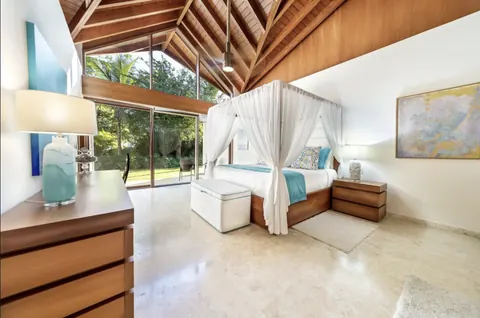 Premium Villa Golf View Country Club Community, 7 bedrooms in CASA DE CAMPO - LA ROMANA value for sale For Super Rich