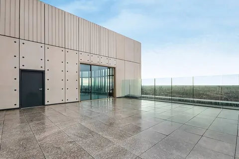 Luxury Penthouse Panoramic View 360 City Views, 5 bedrooms in London Classified ads for sale For Super Rich