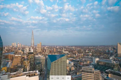 Luxury Penthouse Panoramic View 360 City Views, 5 bedrooms in London ads for sale For Super Rich
