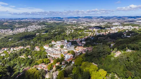 Century House Built 1890 Valley Views, 7 bedrooms in Lisbon photos for sale For Super Rich