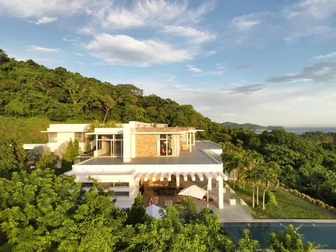 Luxury Villa Beach Front, 23 bedrooms in San Juan del Sur 47680 for sale For Super Rich