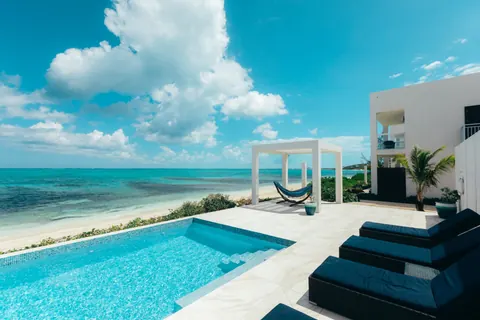 Architectural Villa Waterfront Dream Provo, 14 bedrooms in Blue Hills buy for sale For Super Rich