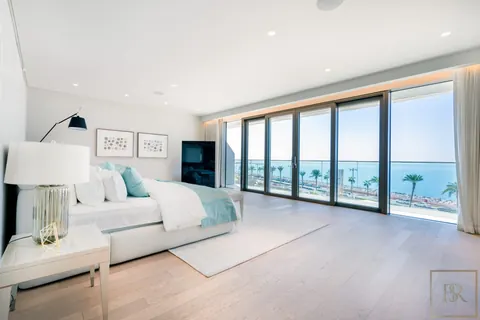 Luxury Penthouse W Residences beachfront, 4 bedrooms in Palm Jumeirah - Dubai best for sale For Super Rich