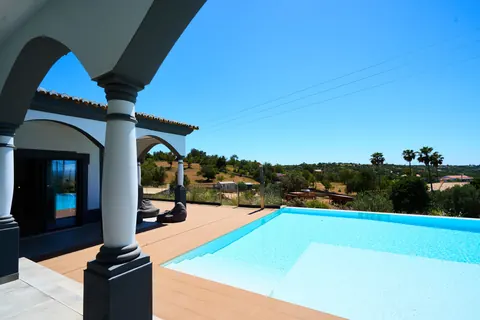 Modern House Mountain View, infinity pool, heated jacuzzi, 6 bedrooms in Algarve search for sale For Super Rich