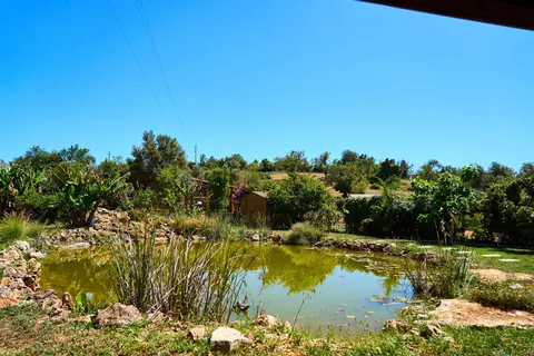 Modern House Mountain View, infinity pool, heated jacuzzi, 6 bedrooms in Algarve image for sale For Super Rich