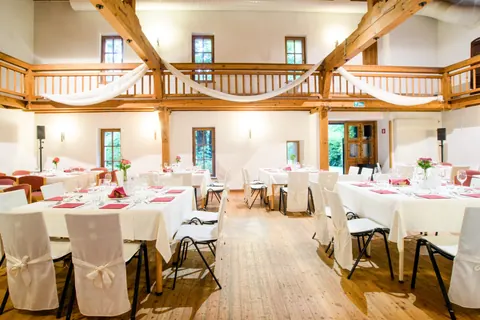 Luxury Castle Panoramic View and Mountain view, 8 bedrooms in Merano South Tyrol buy for sale For Super Rich