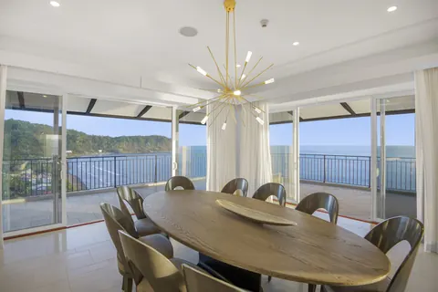 Luxury Penthouse Beach Front Panoramic View, 6 bedrooms in Jaco 2409041347053907 for sale For Super Rich