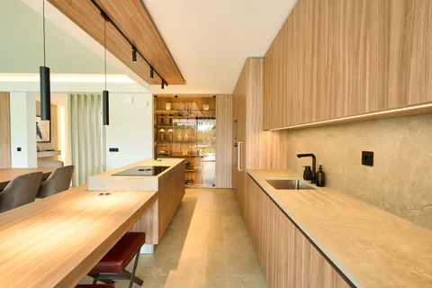 Modern House Golf View, 12-meter swimming pool, 6 bedrooms in Algarve price for sale For Super Rich
