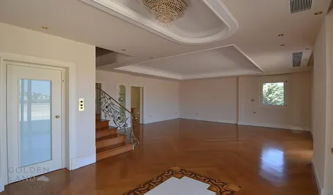 Modern Villa Tented Garden pool of 42 sqm, equipped with a hydro-massage, 7 bedrooms in Vouliagmeni search for sale For Super Rich