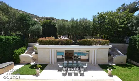 Modern Villa Tented Garden pool of 42 sqm, equipped with a hydro-massage, 7 bedrooms in Vouliagmeni available for sale For Super Rich
