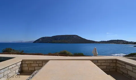 Luxury Villa Beach Front Views of the islands of Spetses and Dokos, 11 bedrooms in Hermione best for sale For Super Rich
