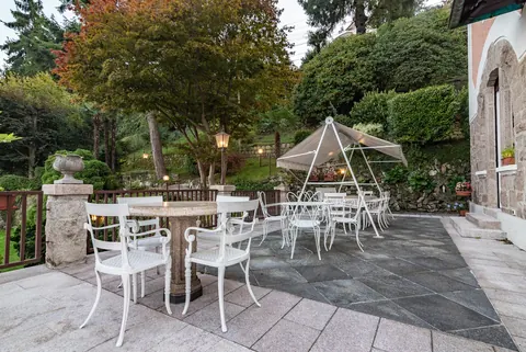 Premium Villa overlooks the Borromean Islands two large terraces, 6 bedrooms in Lake Maggiore buy for sale For Super Rich