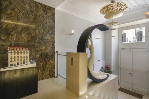 Elegant Apartment City View Private roof terrace, 3 bedrooms in Lisbon photos for sale For Super Rich