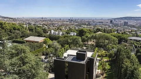 Luxury Villa Panoramic View on Pearson Avenue, Pedralbes, 6 bedrooms in Barcelona buy for sale For Super Rich